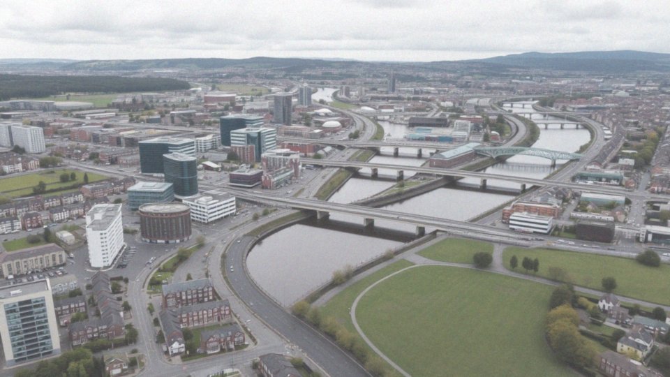 Jakie są dane demograficzne Belfastu?
