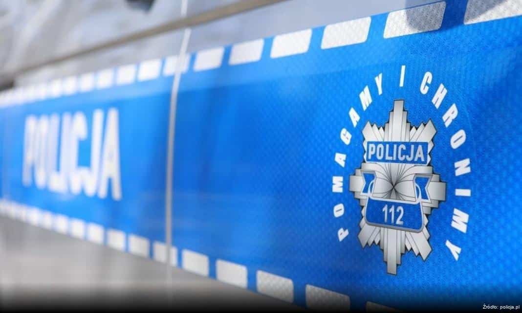 Policjanci z Myszkowa edukują uczniów o bezpieczeństwie podczas ferii